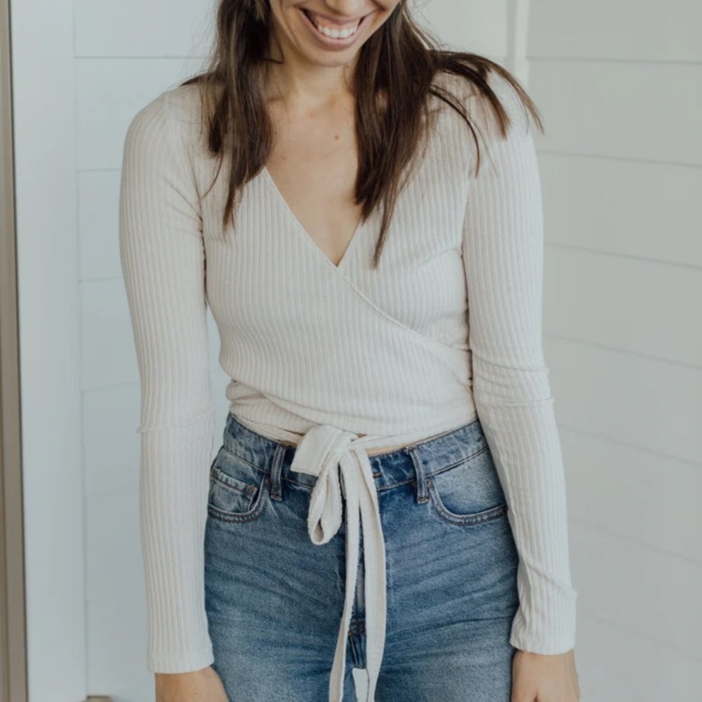 Neuflora Bailey Wrap Top Cream